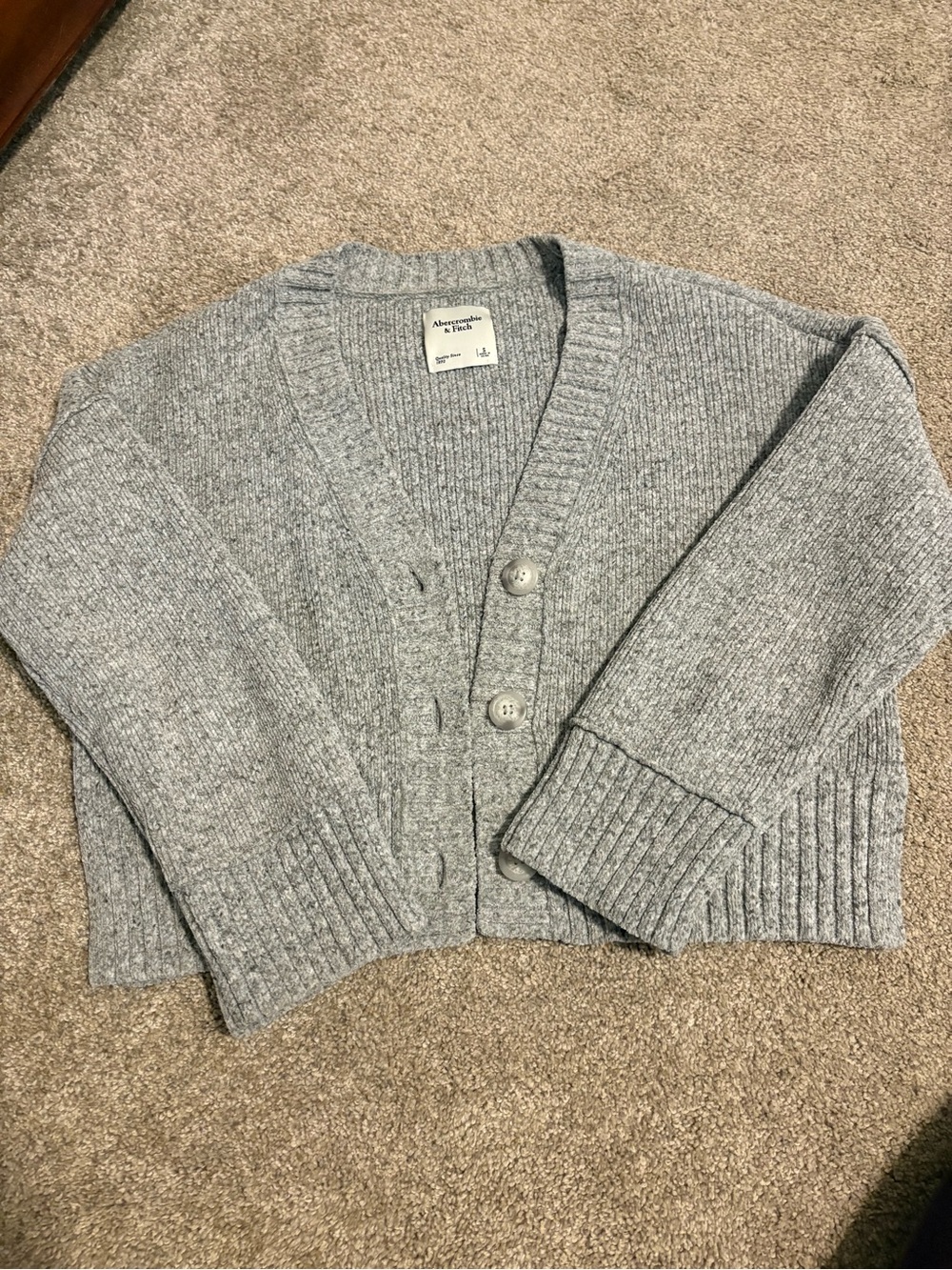 Abercrombie & Fitch Light Gray Ribbed V‑Neck Button Cardigan
